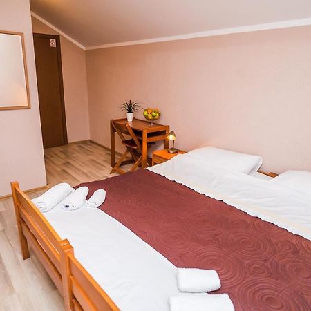 Hotel Vincentinum Novigrad Na Dobri دوغا غيسا المظهر الخارجي الصورة